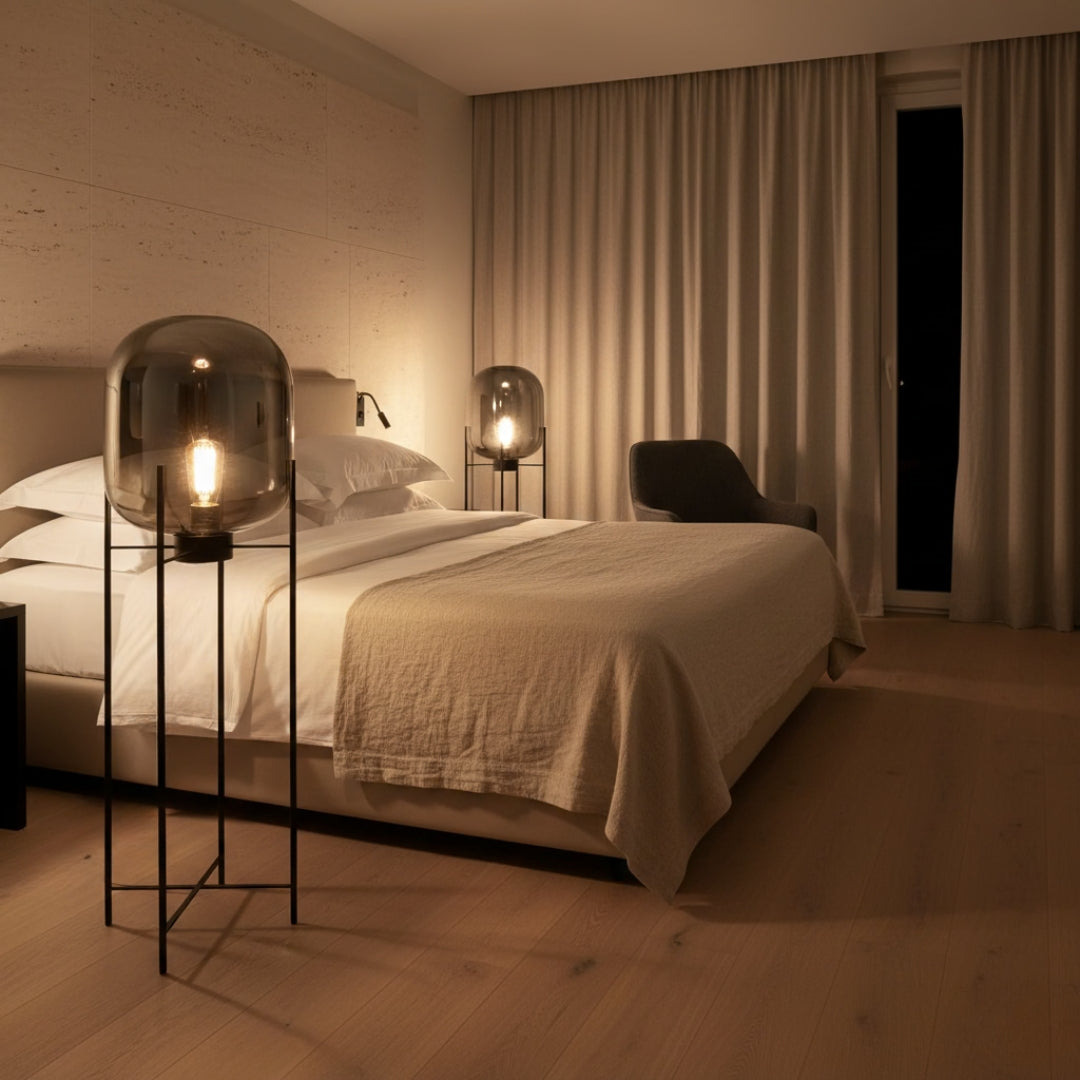 Lampe Sur Pied Fer Forgé Et Verre