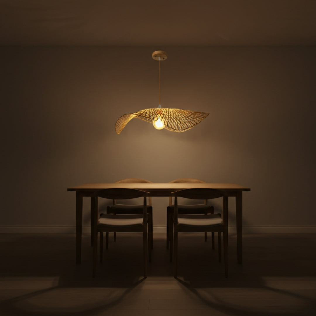 Lustres en osier tissé en bambou