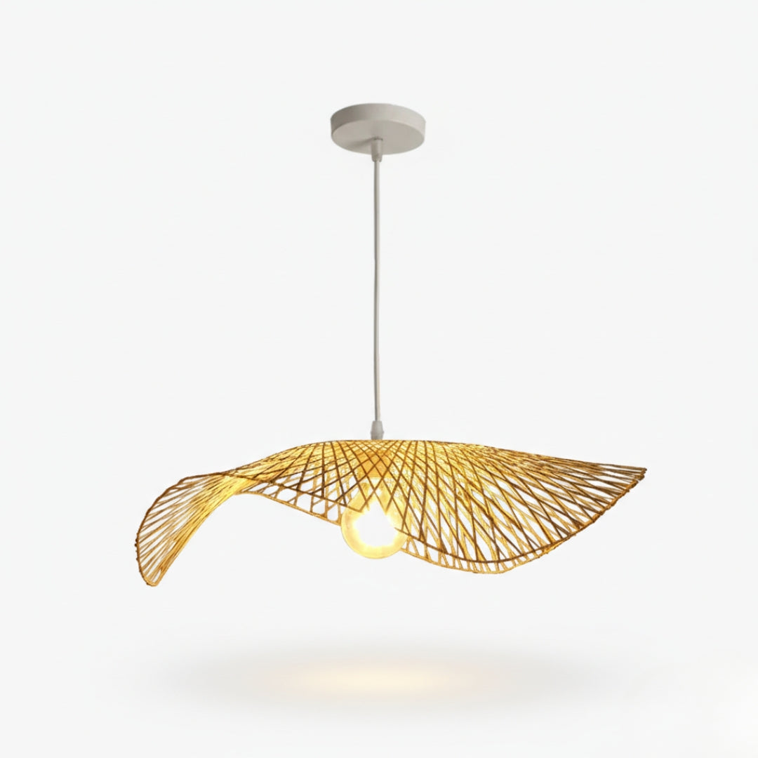 Lustres en osier tissé en bambou