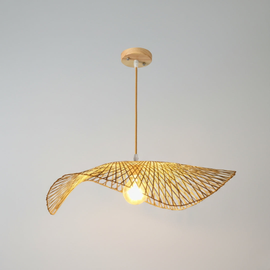 Lustres en osier tissé en bambou