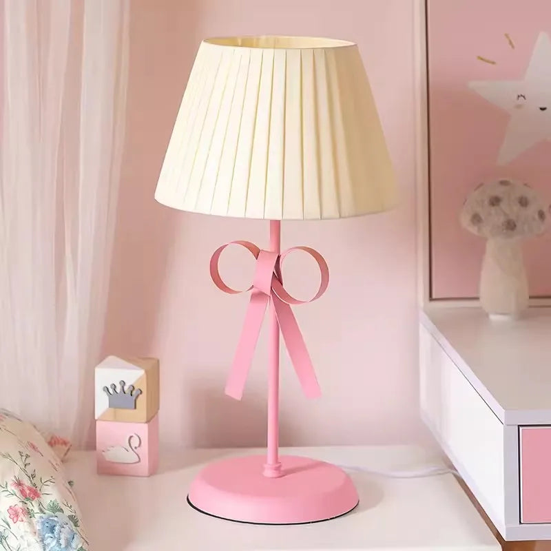 Pink Princess Room Bow Table Lamps Pink Bow Lamp Creative Nordic Children's Room Baby Room Bedside Girl Bedroom Table Lights LED