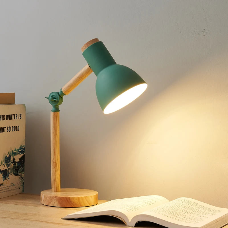 Nordic Decorative Eye Protection Small Table Lamp Modern Simple Cute Exquisite Bedroom Desk Bedside Lamp Girl Macaron Wood Lamp