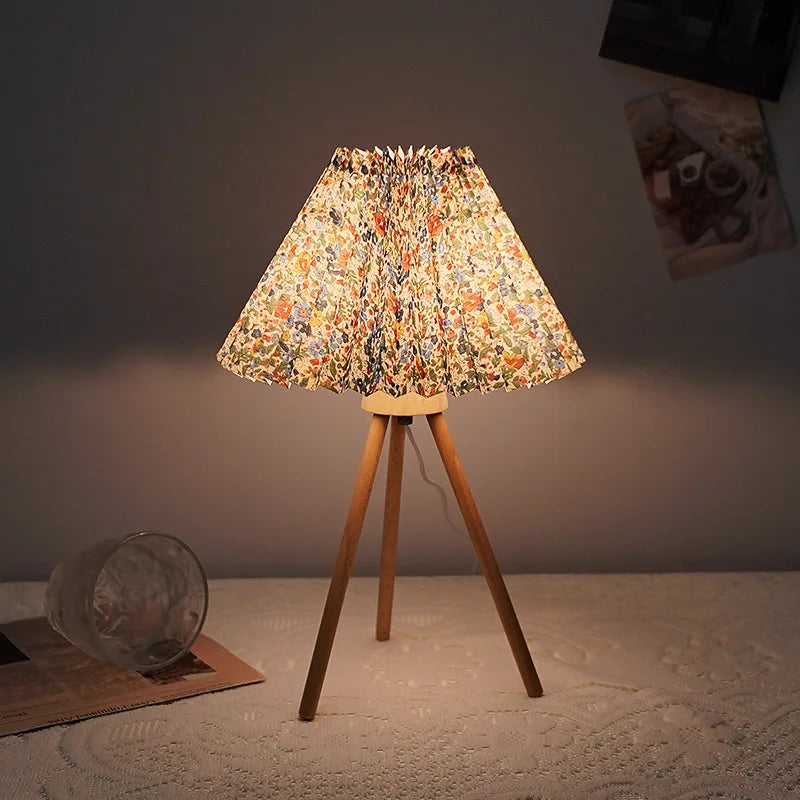 INS Table Lamp Pleated Wood Tripod Base Fabric Bedside Lamp Simple Nightstand Desk Light For Bedroom Living Room Study Reading