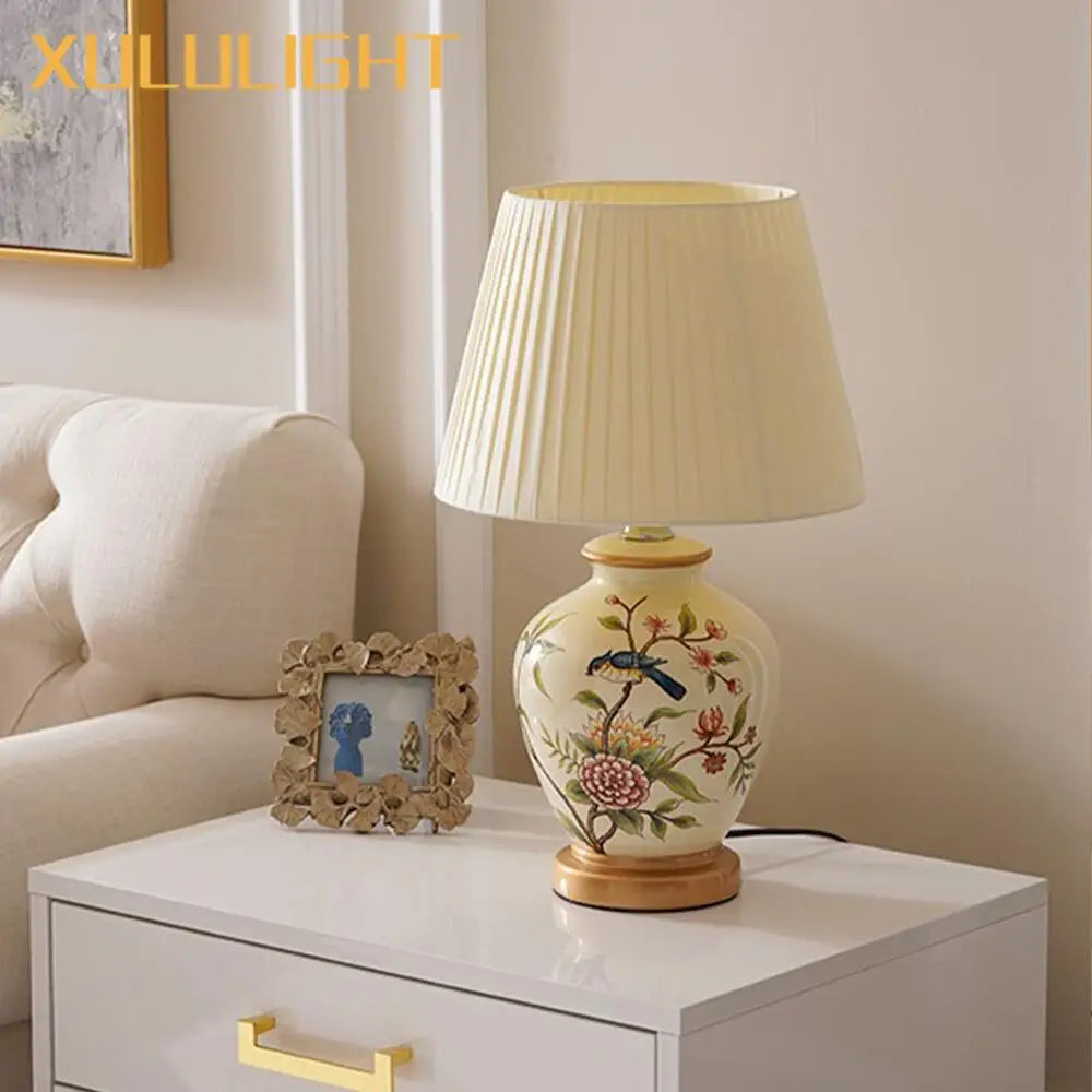 European Style Ceramic Desk Lamp Flower And Bird Painted Decorative Table Lamp Bedroom Room Bedside Table Lamp Lighting Fixture