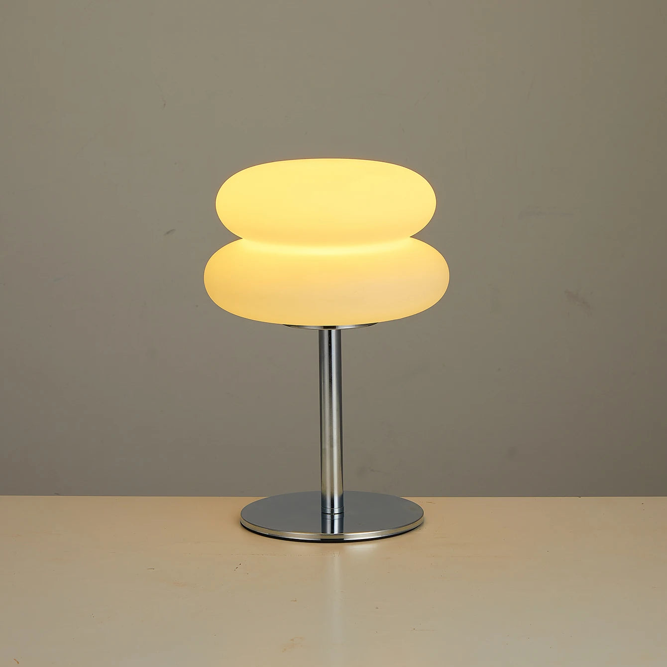 Bauhaus  table lamp plastic lampshade  bedroom bedside living room Nordic mushroom lamp 9-level brightness dimming ambient light