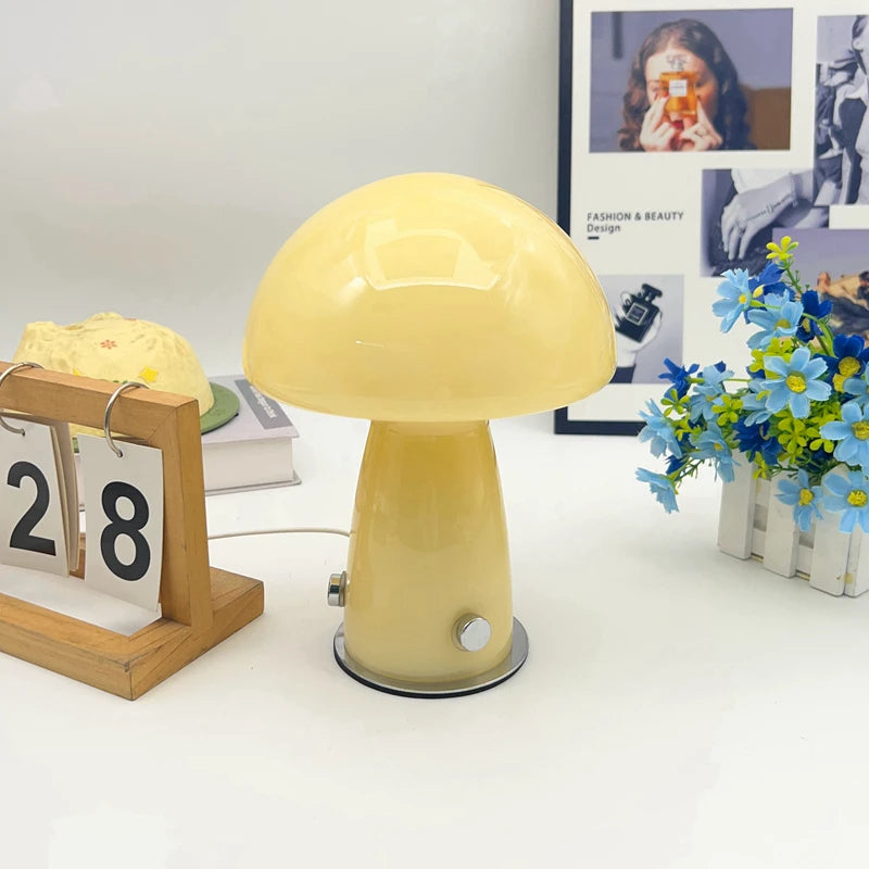 Glass mushroom lamp Nordic Bauhaus vintage ins girly internet-famous bedroom living room bedside ambient nightlight