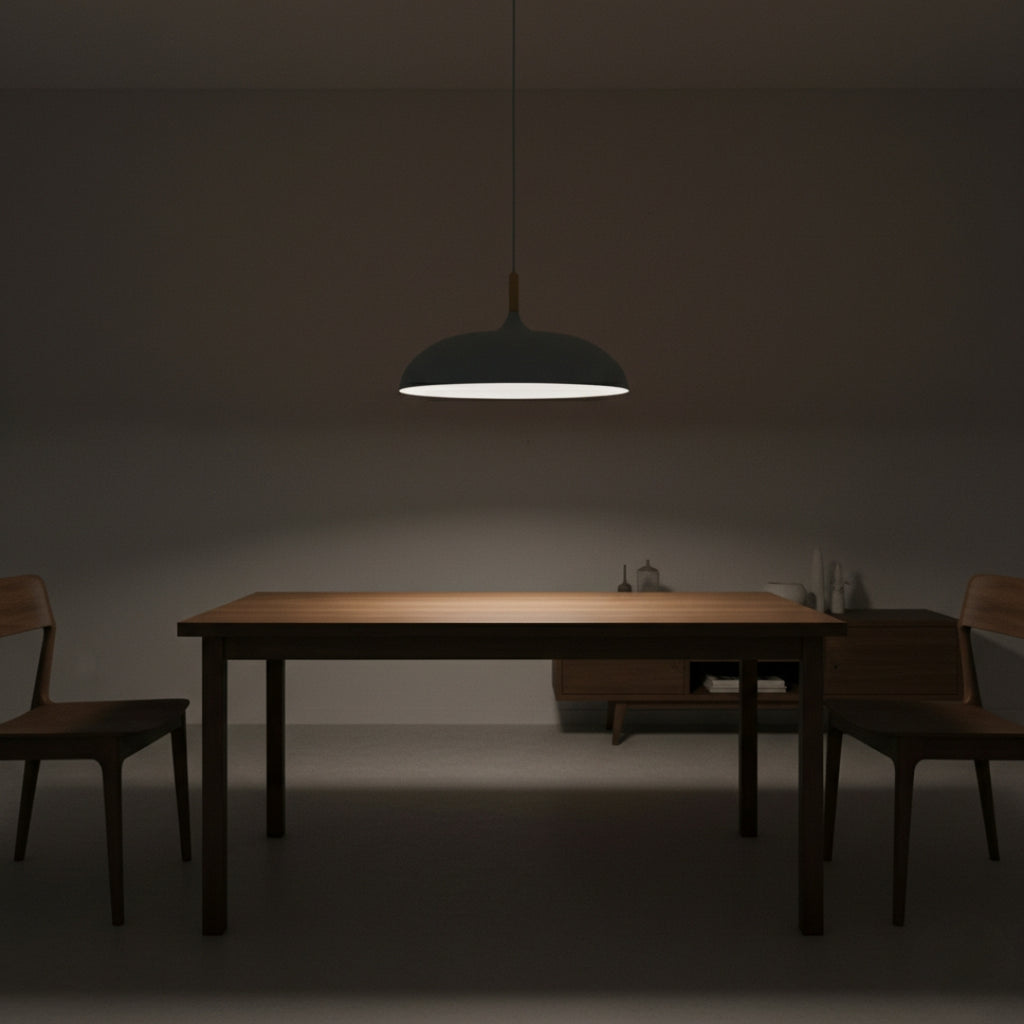 Suspension Aluminium Coloré avec Tige en Bois